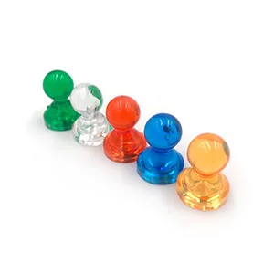Magnete aus Acryl mit Stecknadel