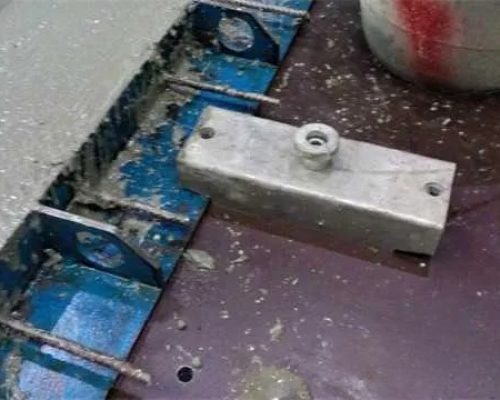 Bild: Schalungsmagnete für die Betonfertigteilindustrie